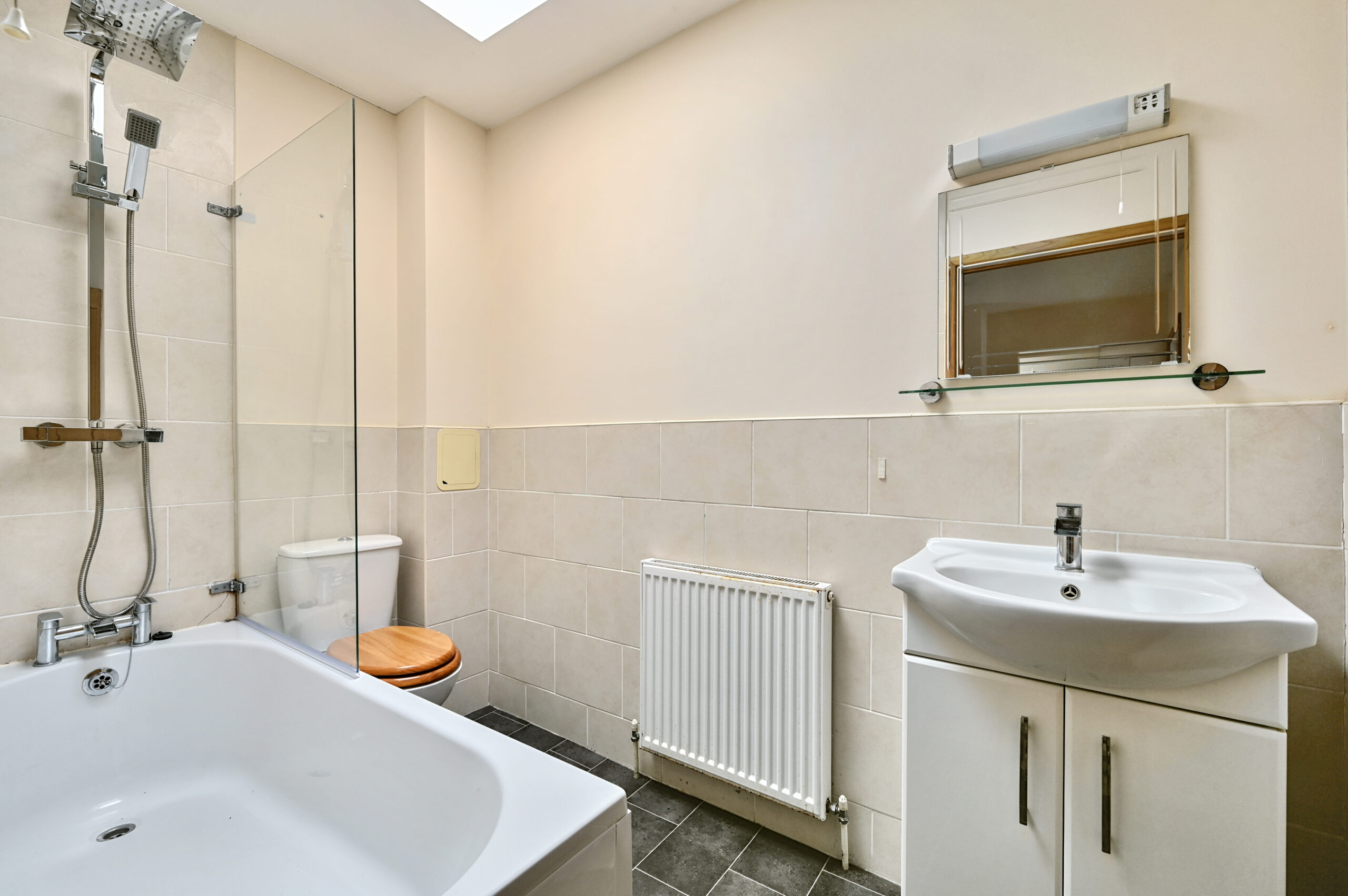 Broadwater Lane, Tunbridge Wells, TN2