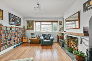 Hawkswood Drive, Hailsham, BN27