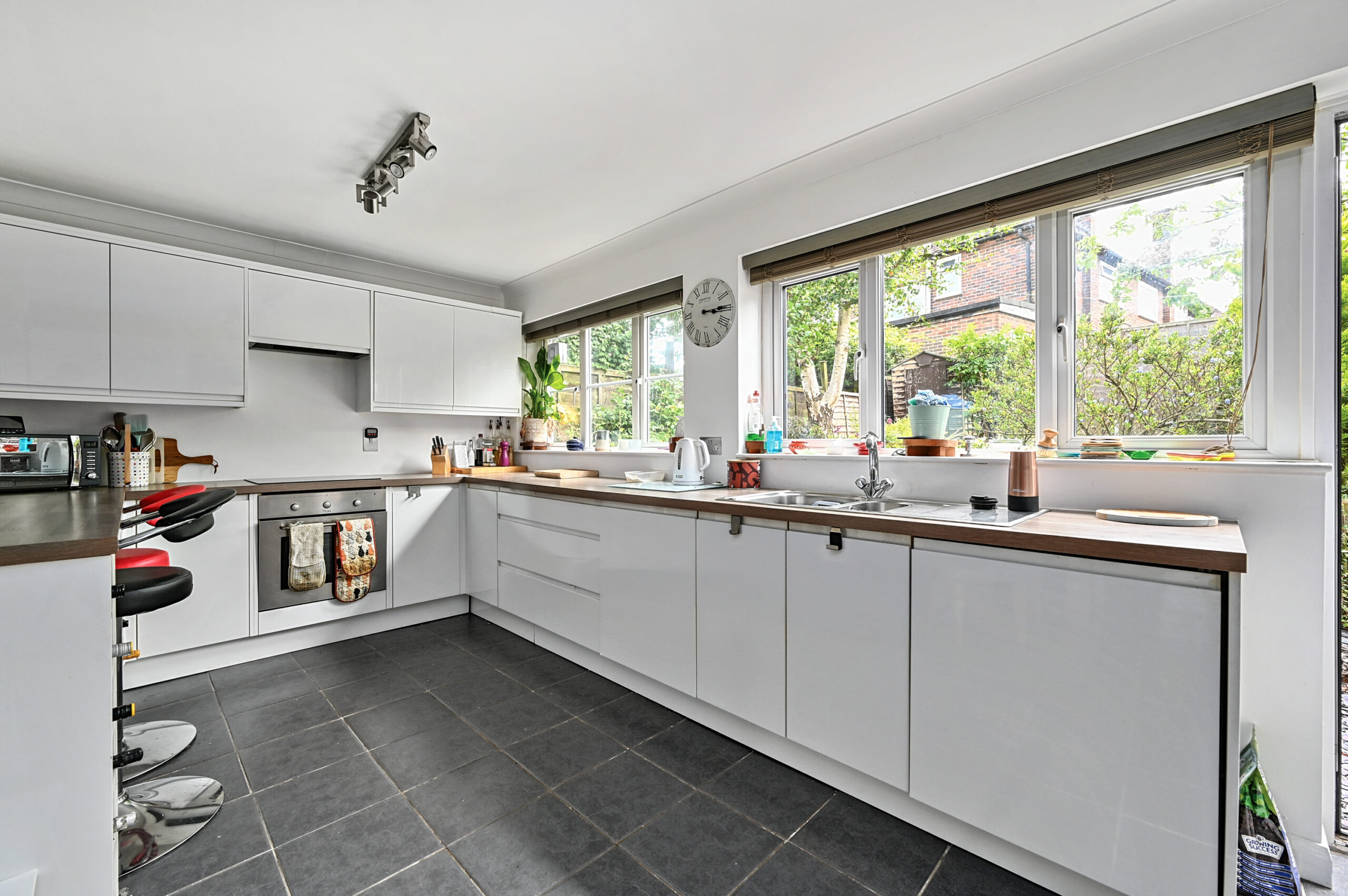 Hawkswood Drive, Hailsham, BN27