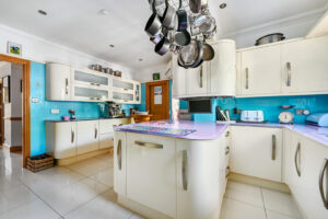 Pollington Place, Crowborough, TN6