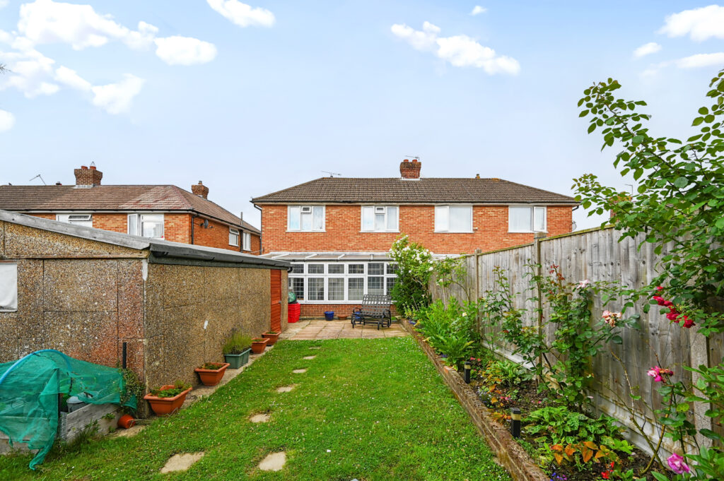 Battle Crescent, Hailsham, BN27