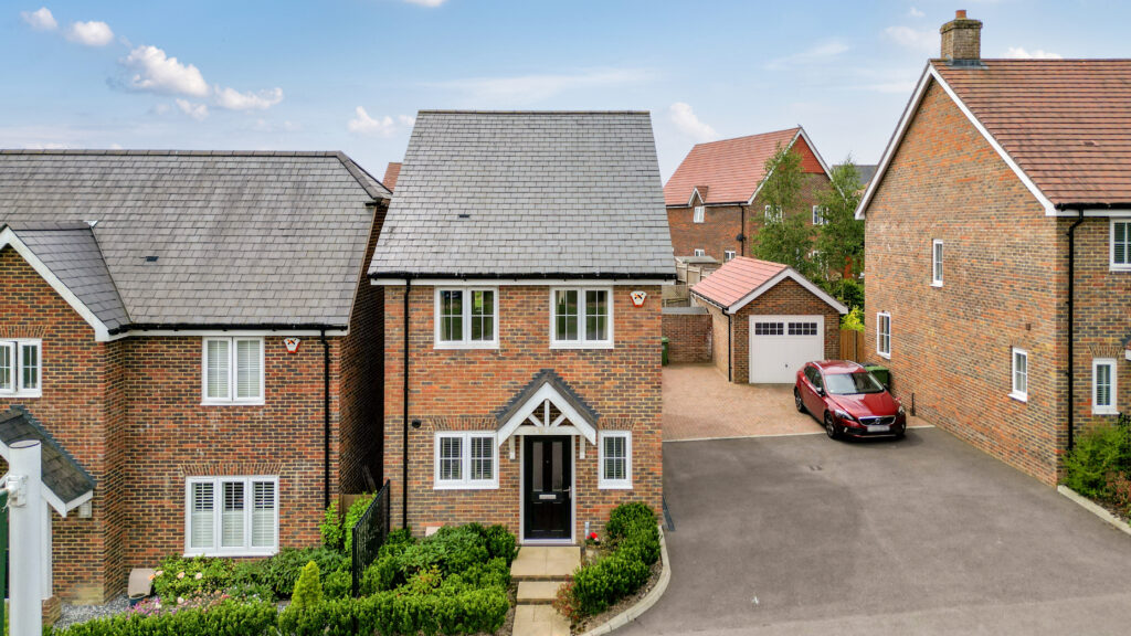 Burton Lane, Crowborough, TN6