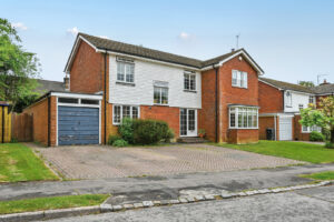 Swift Close, Crowborough, TN6