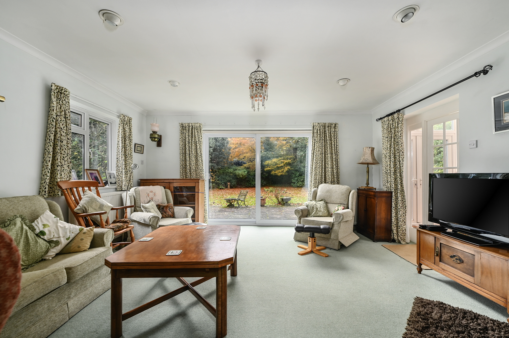 Beacon Close, Crowborough, TN6