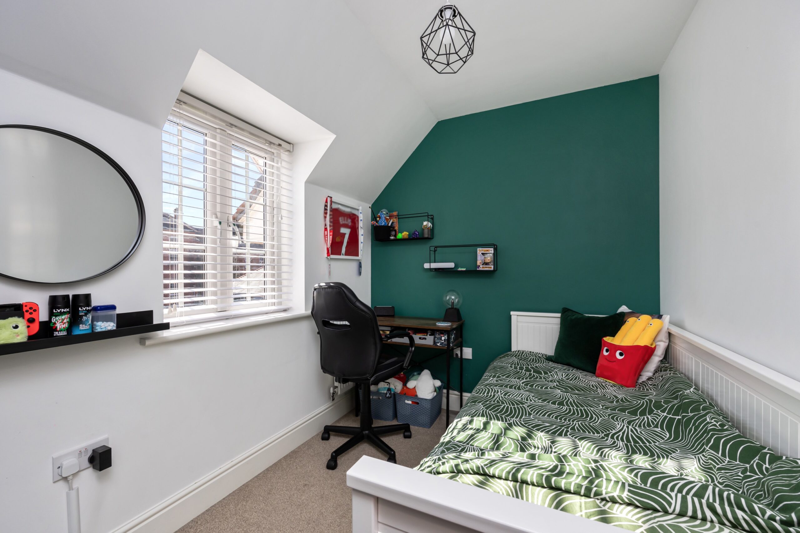 Luscombe Avenue, Hellingly, BN27