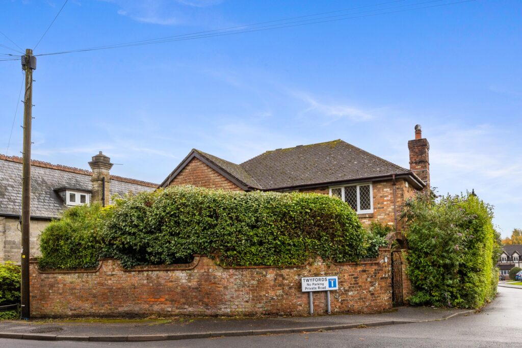 Beacon Road, Crowborough, TN6