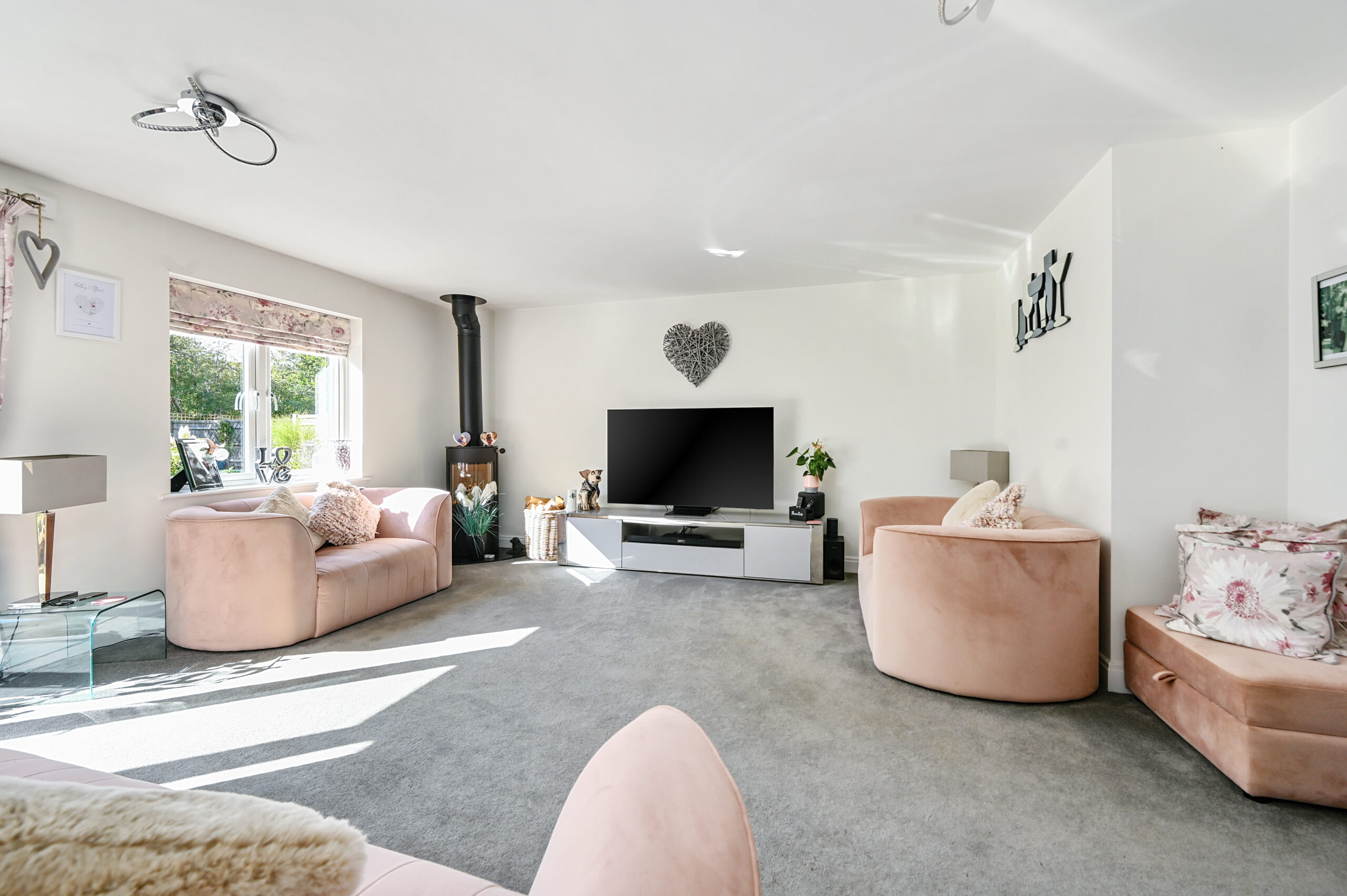 Station Road, Hellingly, BN27