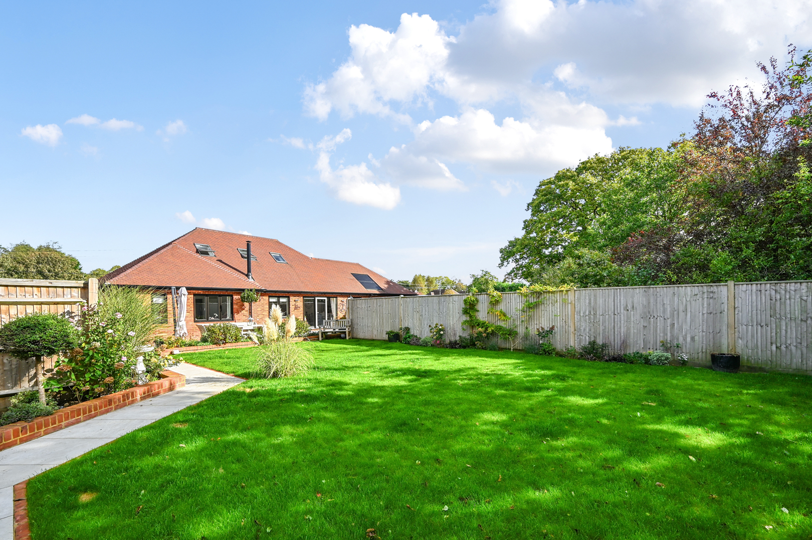 Station Road, Hellingly, BN27