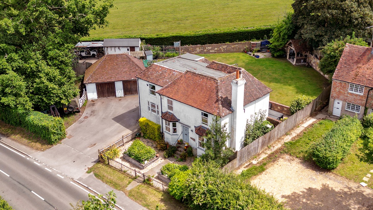 Newtons Hill, Hartfield, TN7