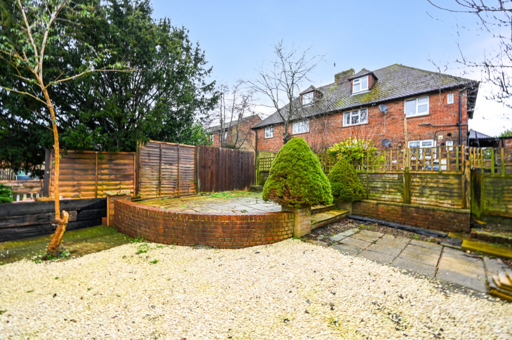 Alderbrook Close, Crowborough, TN6