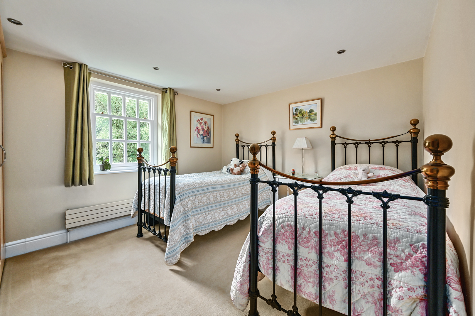 High Broom Road, Crowborough, TN6