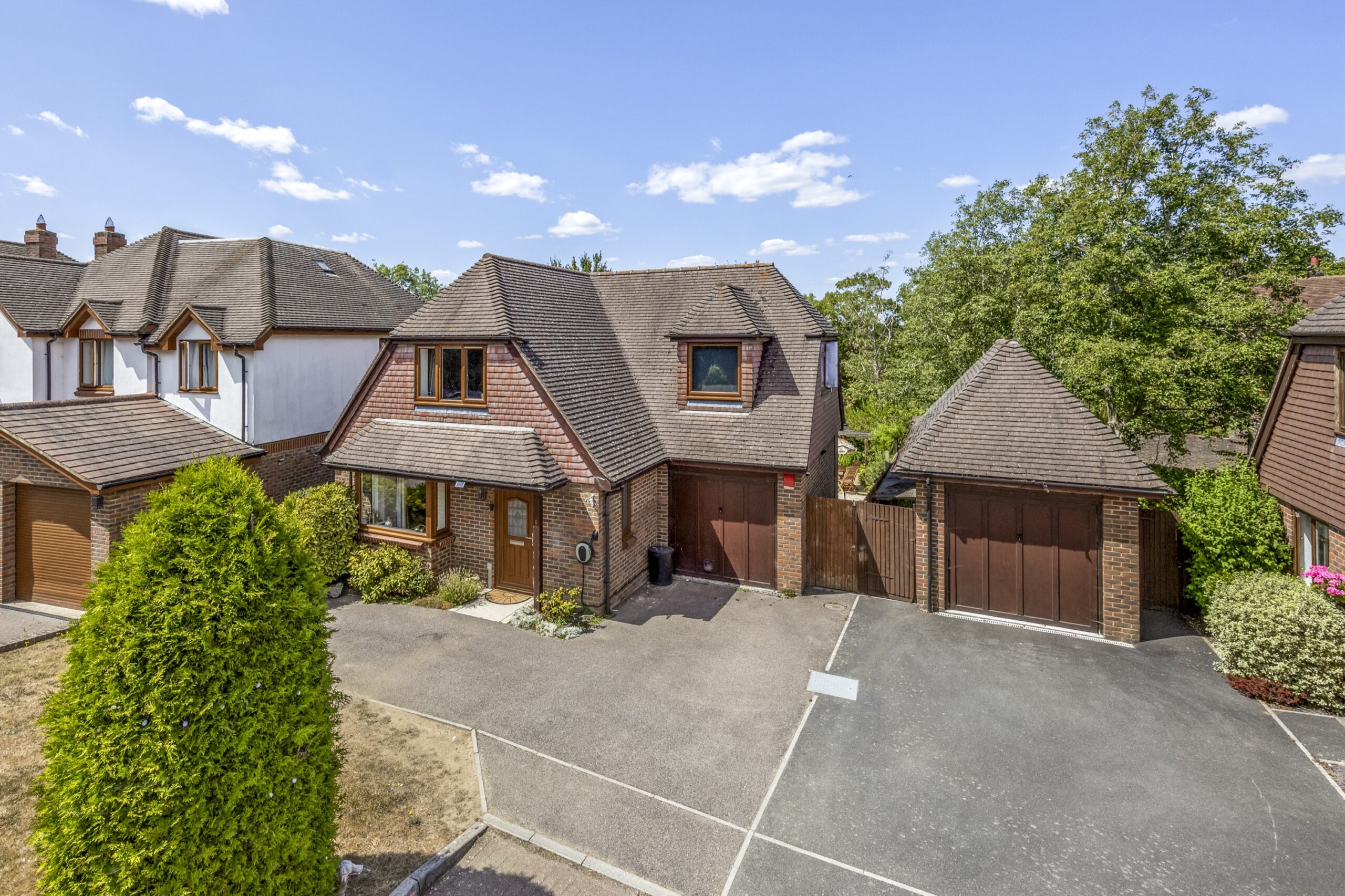 Iona Close, Hailsham, BN27