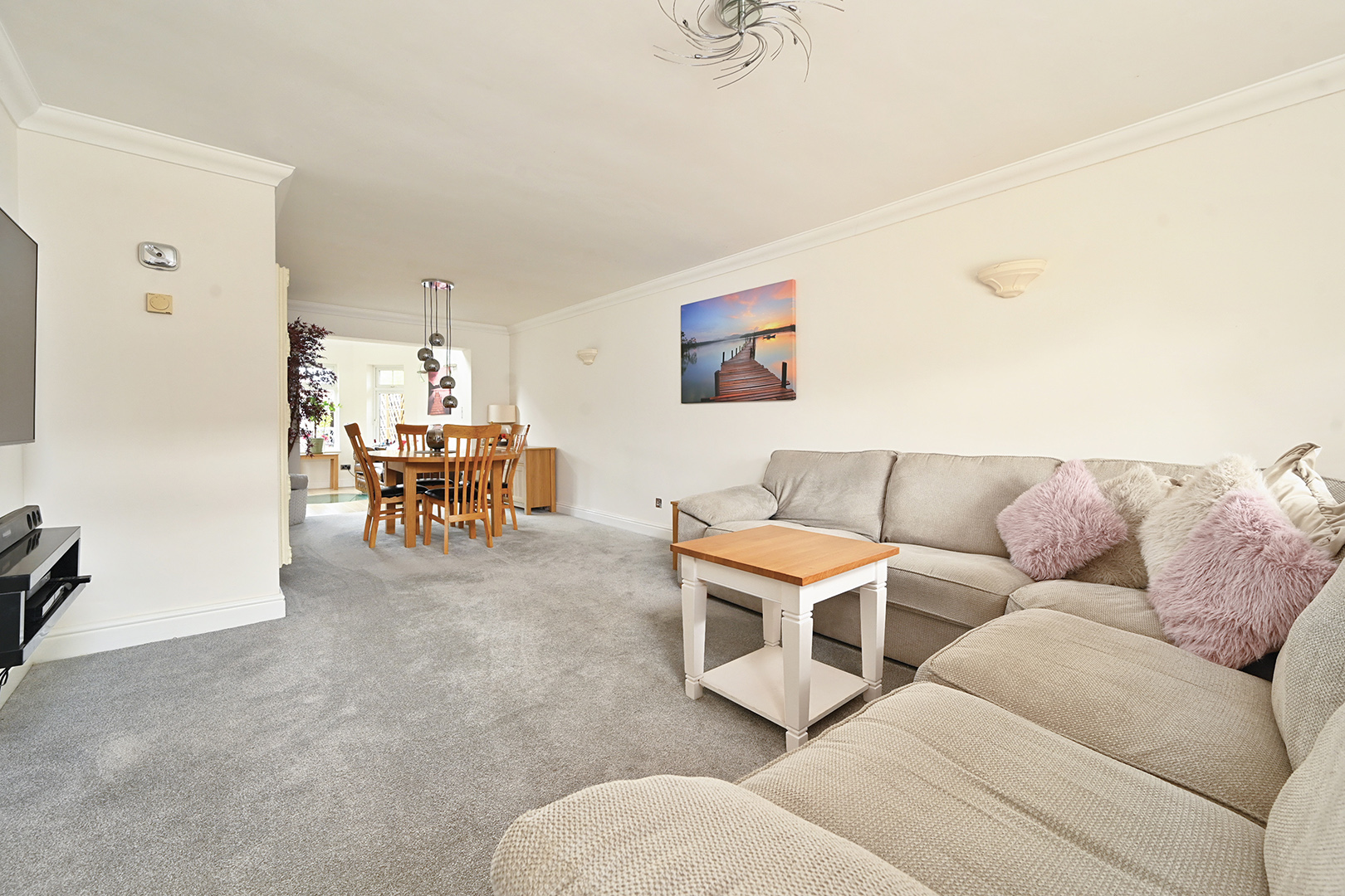 Chapel Road, Smallfield, RH6