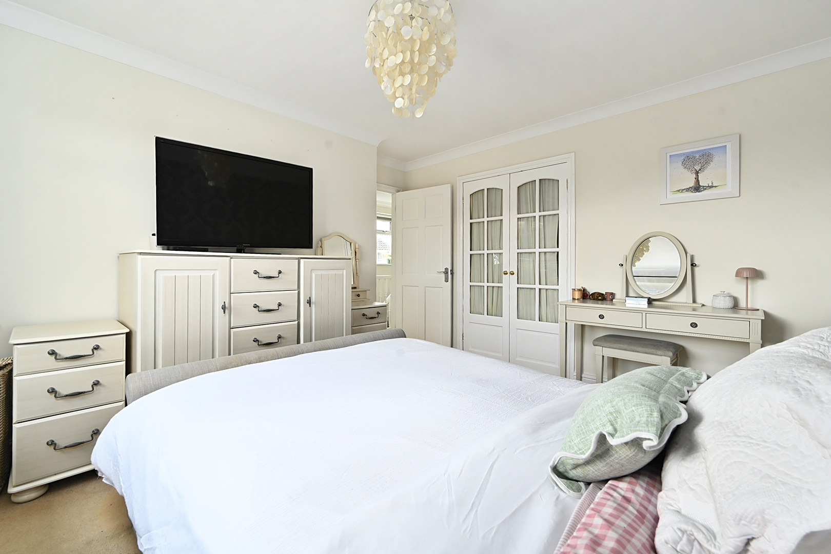 Chapel Road, Smallfield, RH6