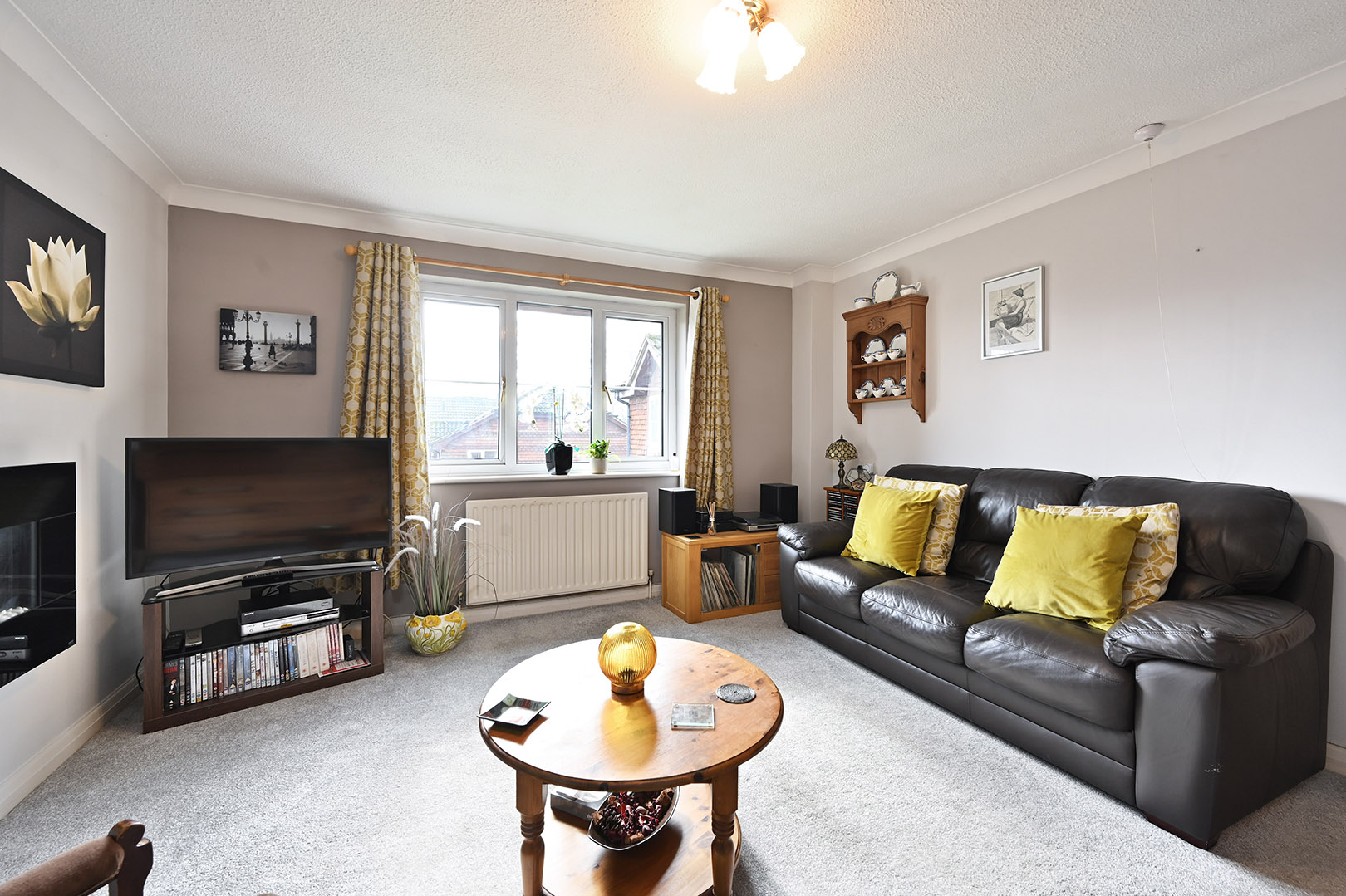 Graycoats Drive, Crowborough, TN6