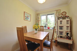 Graycoats Drive, Crowborough, TN6