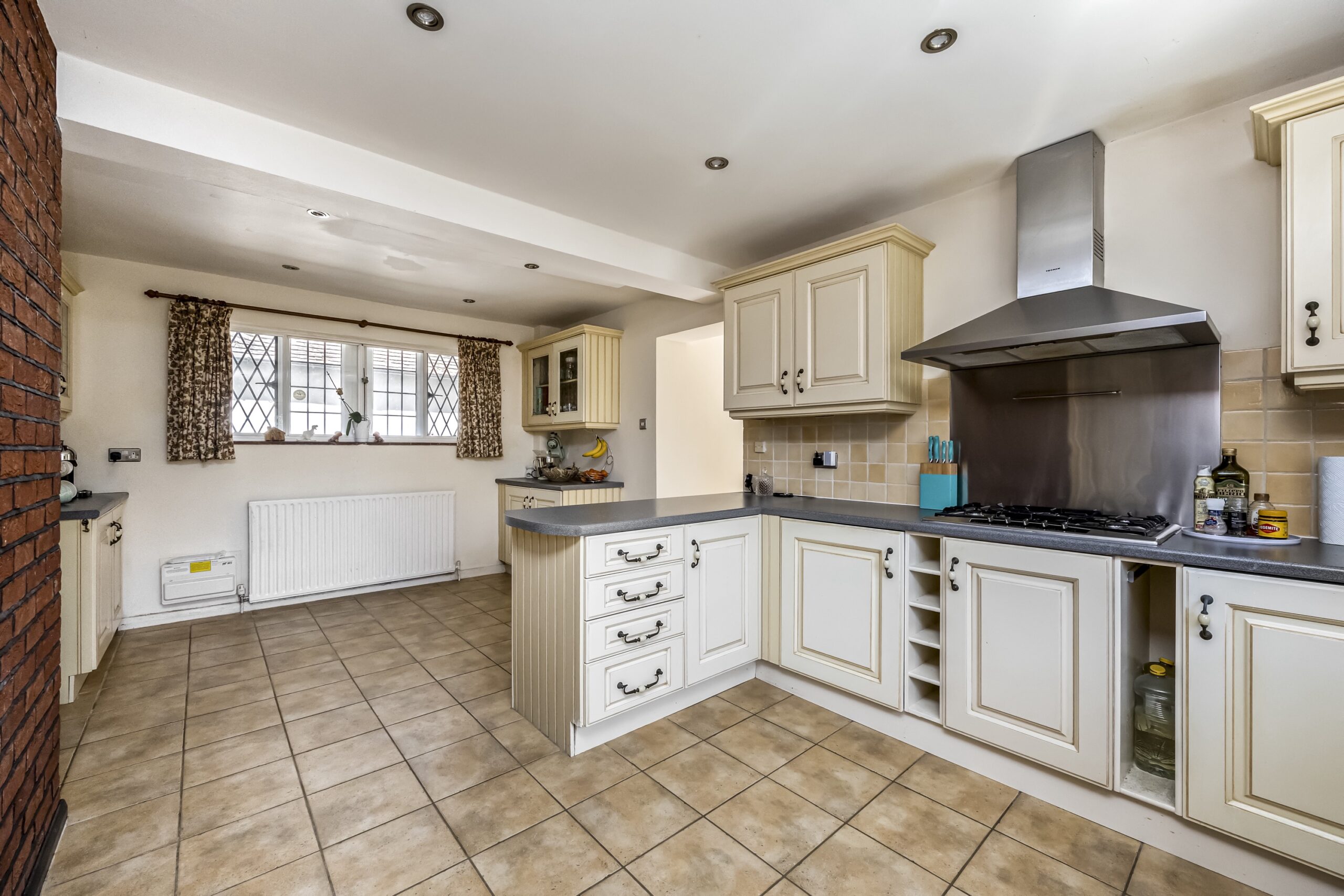 Harlequin Lane, Crowborough, TN6