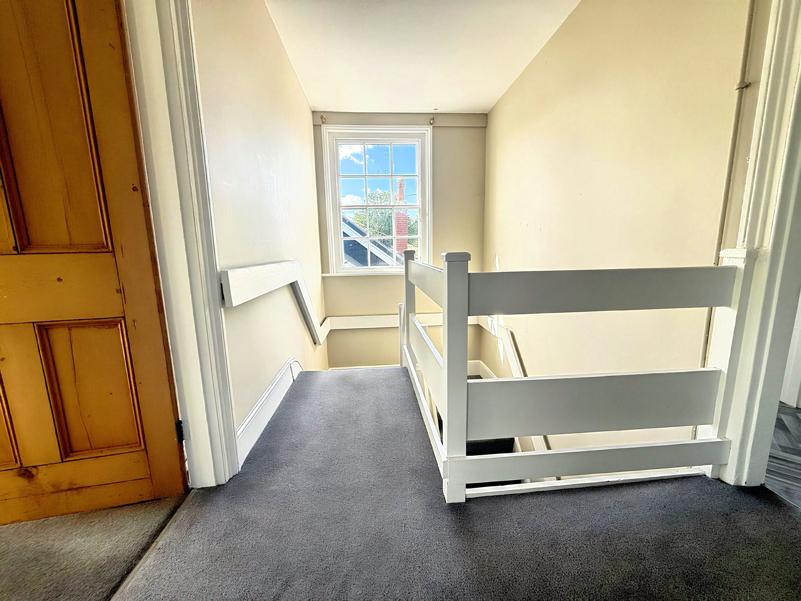 Golden Cross, Hailsham, BN27