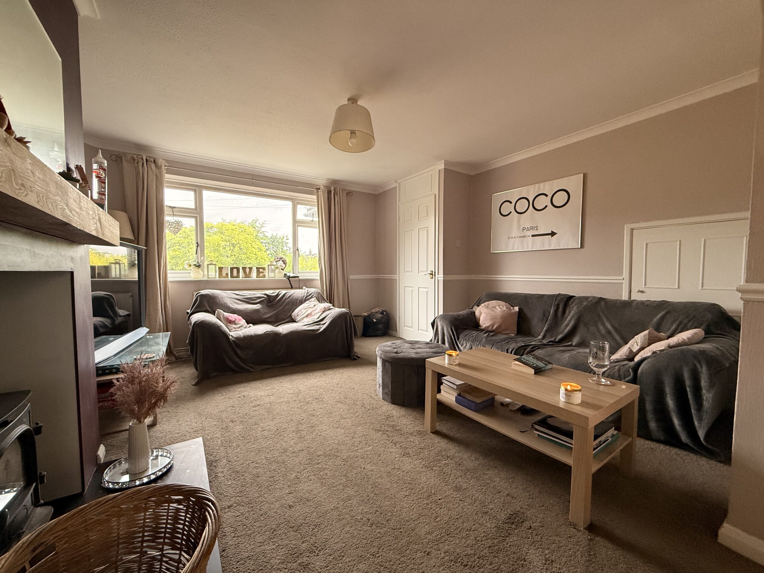 Browns Lane, Uckfield, TN22