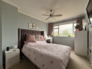 Browns Lane, Uckfield, TN22