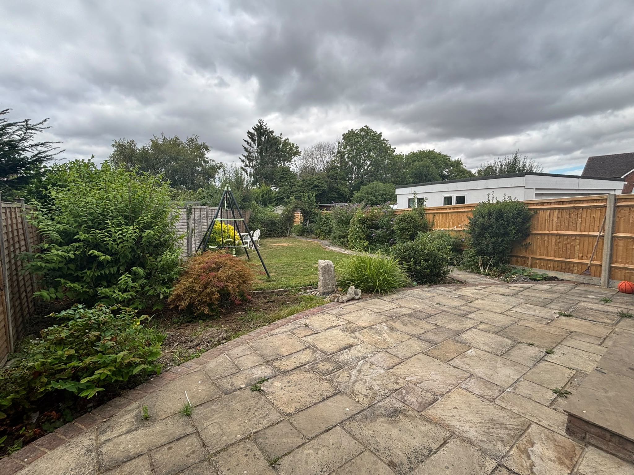 Church Lane, Copthorne, RH10
