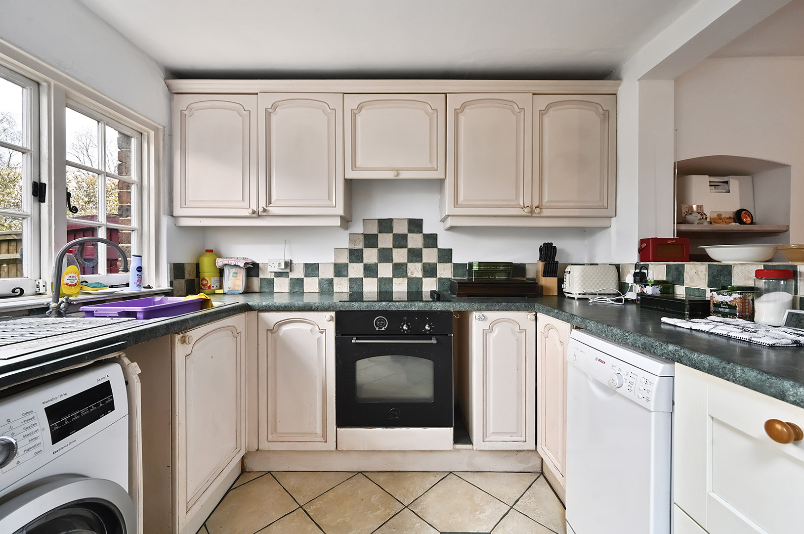 Terminus Road, Blackboys, TN22