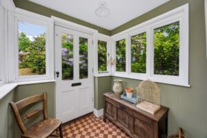 London Road, Crowborough, TN6