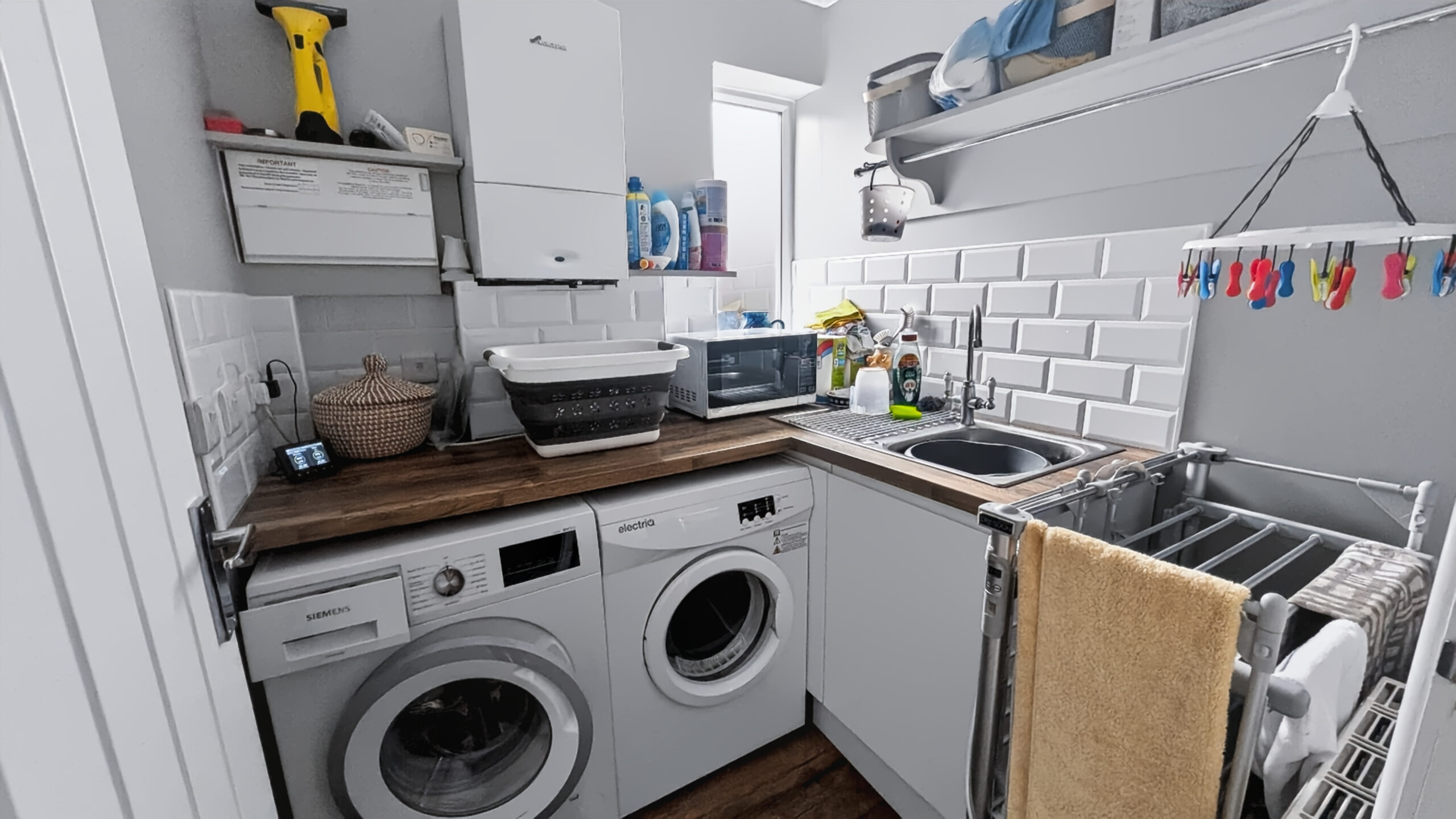 Manor Park Close, Hailsham, BN27
