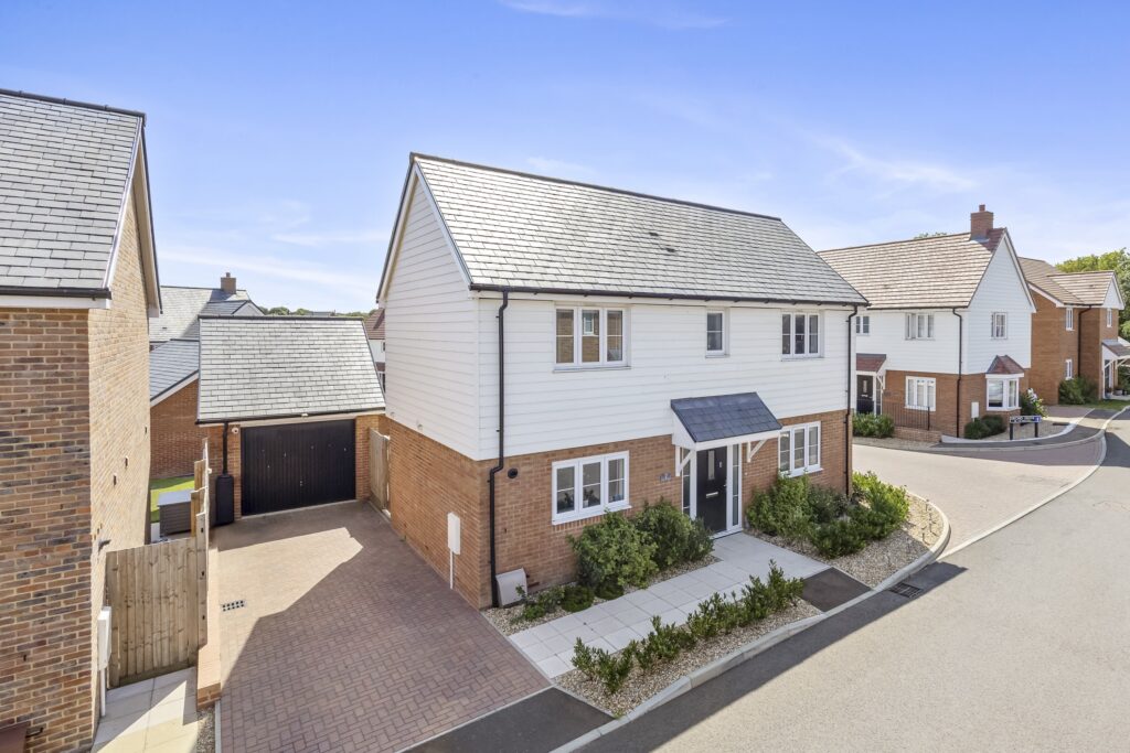 Orchid Grove, Hellingly, BN27