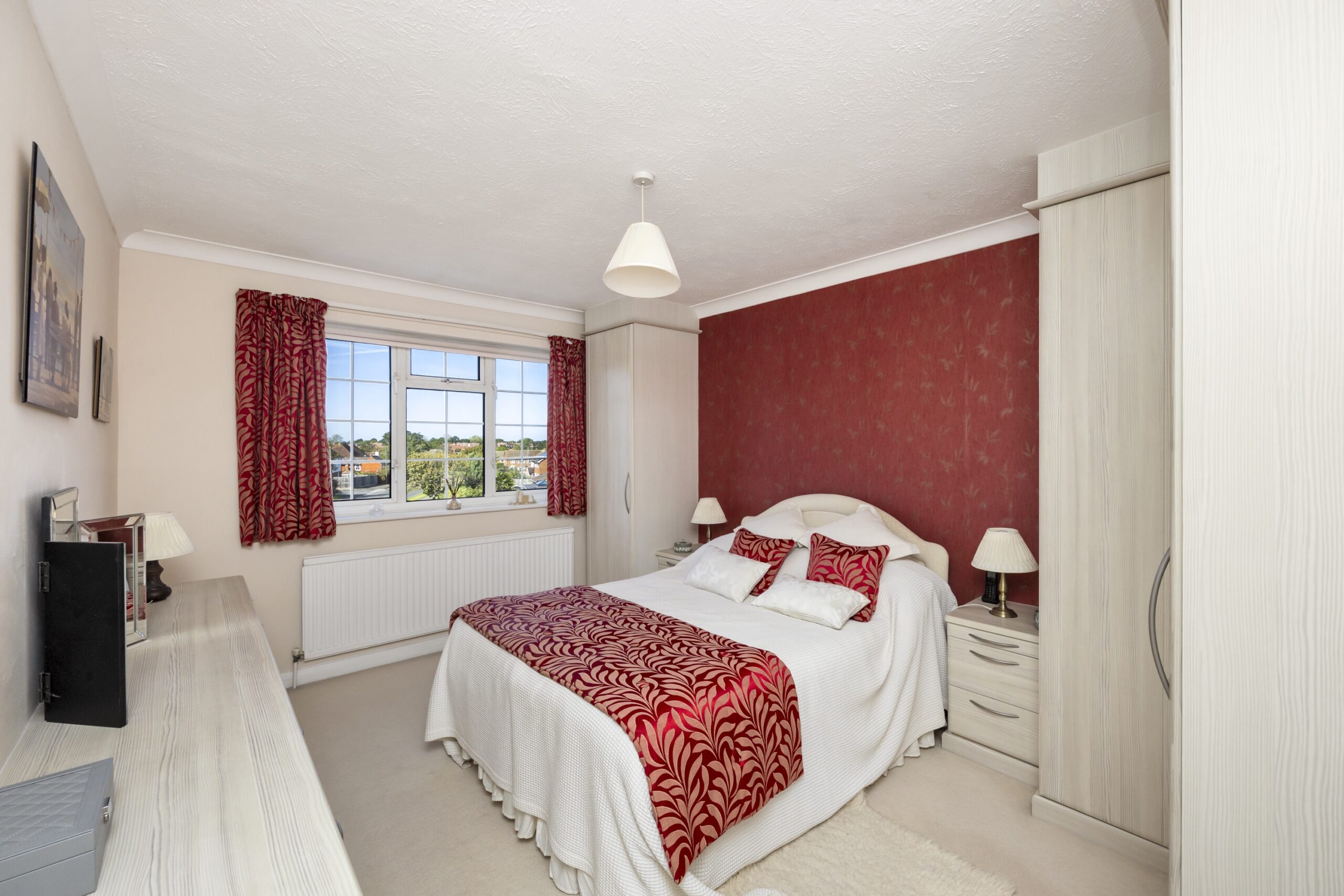 Chestnut Close, Hailsham, BN27